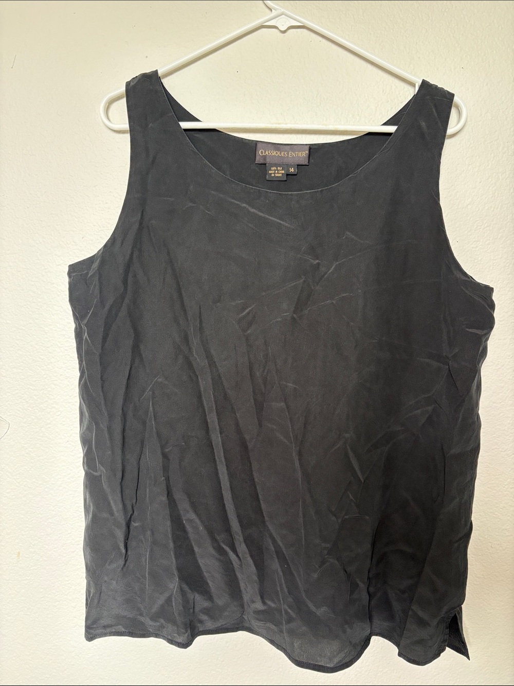 Classiques Entier Silk Black Scoop Neck Tank